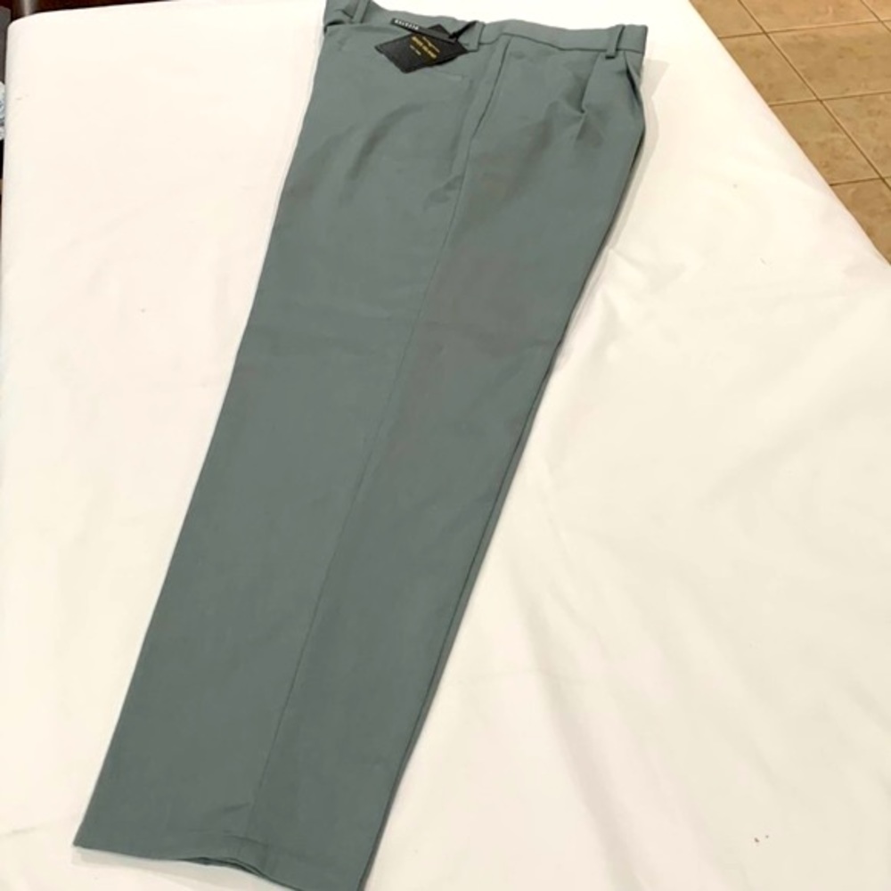 NEW..River Island Pleated Pants